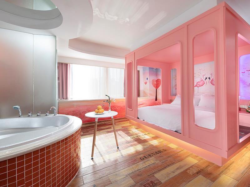 Vienna Hotel Shenzhen Exibition Center Екстериор снимка