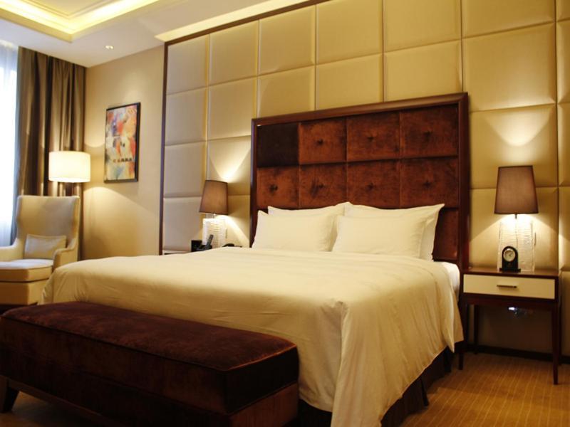 Vienna Hotel Shenzhen Exibition Center Екстериор снимка