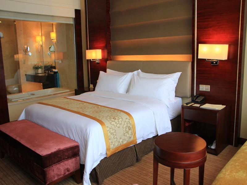 Vienna Hotel Shenzhen Exibition Center Екстериор снимка
