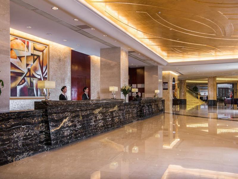 Vienna Hotel Shenzhen Exibition Center Екстериор снимка