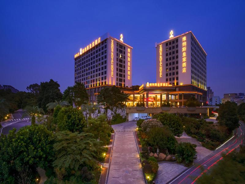 Vienna Hotel Shenzhen Exibition Center Екстериор снимка